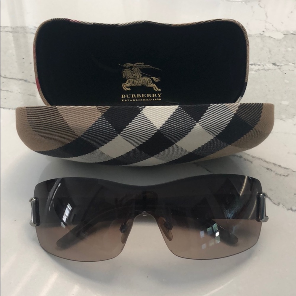 Burberry sunglasses